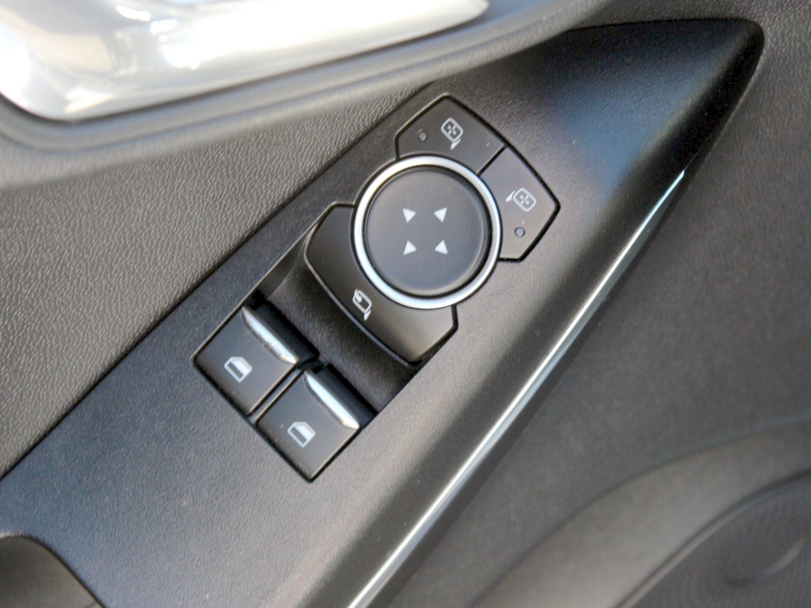 Fahrzeugabbildung Ford Fiesta Active 1,0 EcoBoost Start/Stopp