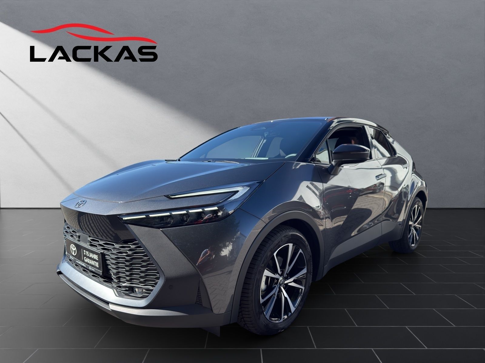 Toyota C-HR - 1