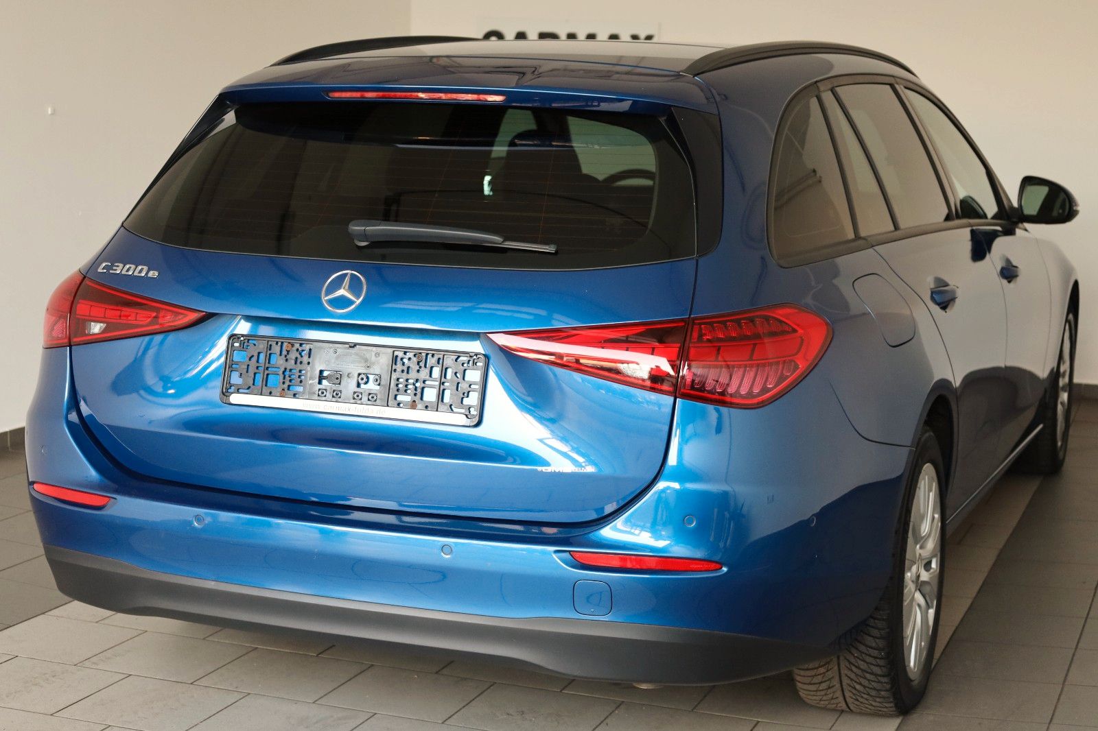 Fahrzeugabbildung Mercedes-Benz C 300e T Avantgarde T Leder,Navi,LED,SH,PDC,Park