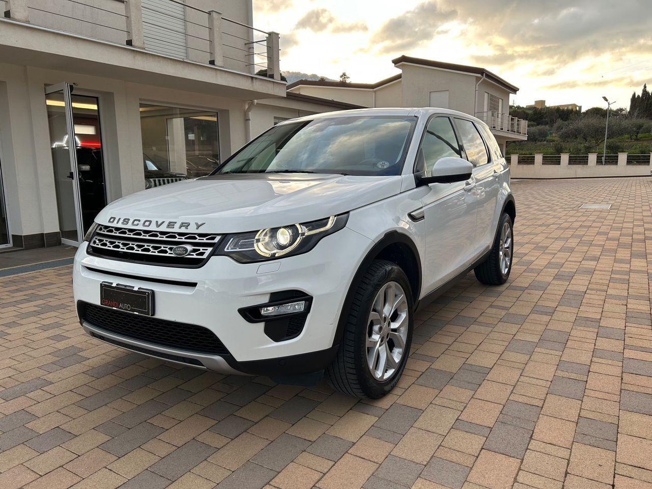 LAND ROVER Discovery Sport
