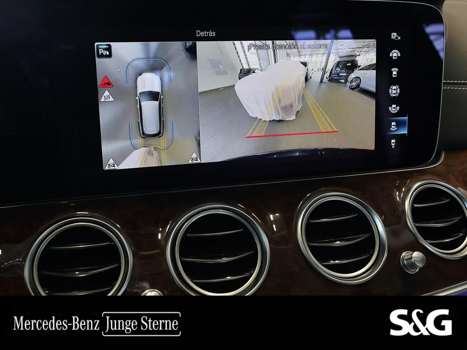 Mercedes-Benz E 220 d T Exclusive HUD+360°+AHK+HIFI+DISTRO+18" foto 11