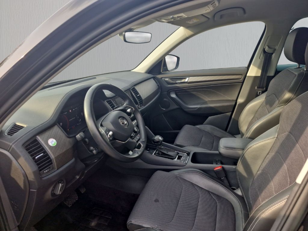 Skoda Kodiaq TDI DSG Style MatrLED ACC Canton Nav RKam foto 7