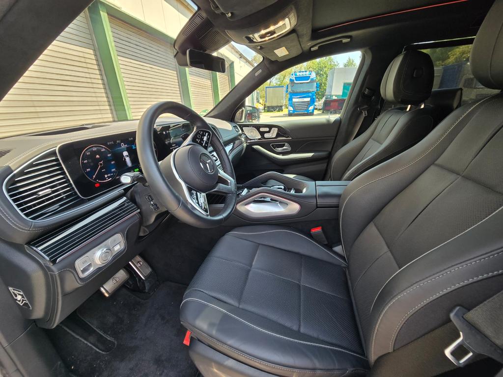 Mercedes-Benz GLS 600