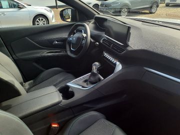 Bild 7 Peugeot 5008 1.2 Allure Pack - 7SITZE,360KAMERA,NAVI,SZ