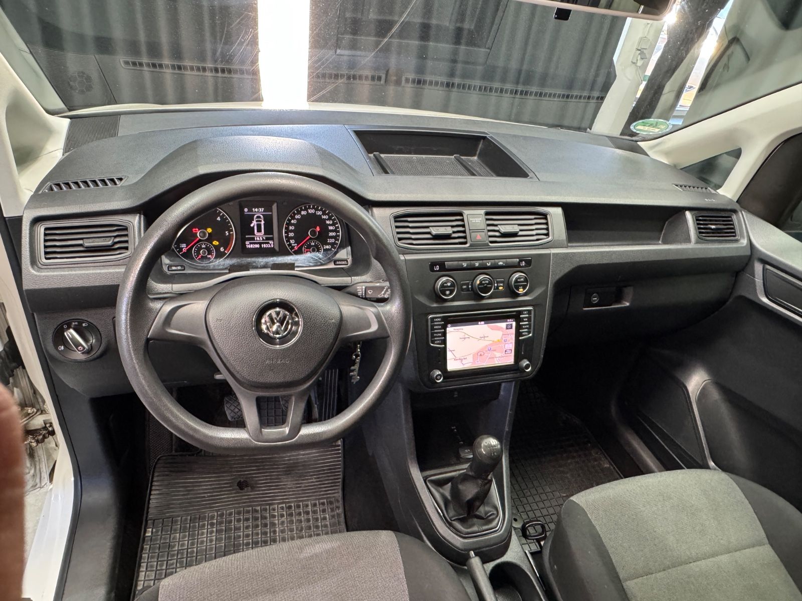 Fahrzeugabbildung Volkswagen Caddy Maxi Kasten 2.0TDI BMT|NAVI|TÜV 06/2026