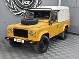 Land Rover Defender 110  Crew Cab - Land Rover Defender: Crew Cab