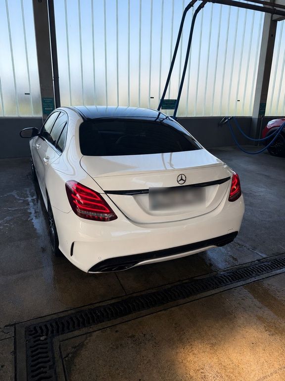 Image of Mercedes-Benz C 450 AMG