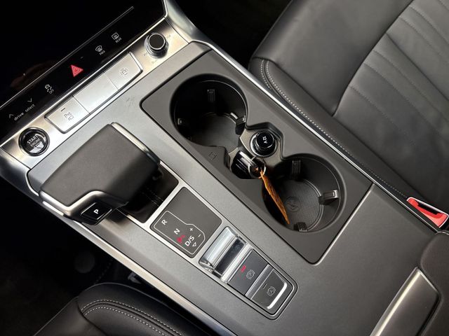 A6 Avant 45 TFSI Sport Advanced QUATTRO MATRIX+P