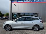 Ford Focus Turnier 1.5TDCi Titanium*LED*NAVI*SITZHZG - Ford Focus Gebrauchtwagen in Lübeck