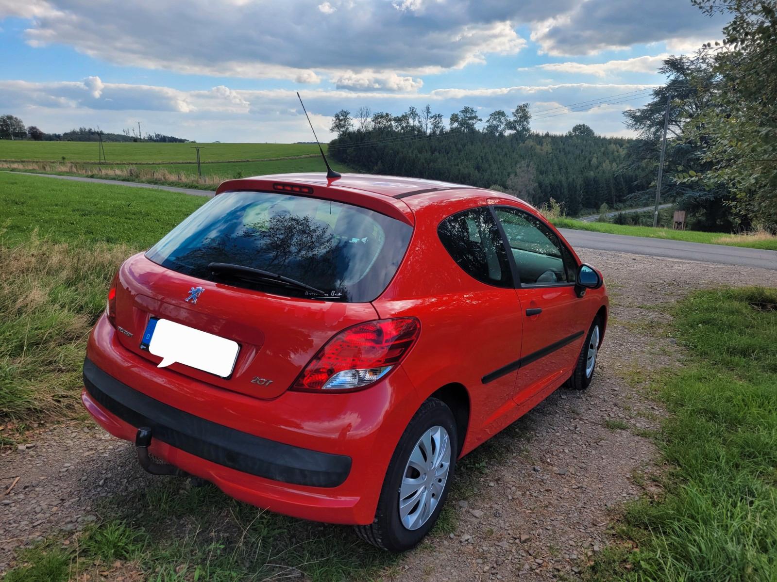 Peugeot 207 1.4 Benzin | 73 PS | 3-Türer 
