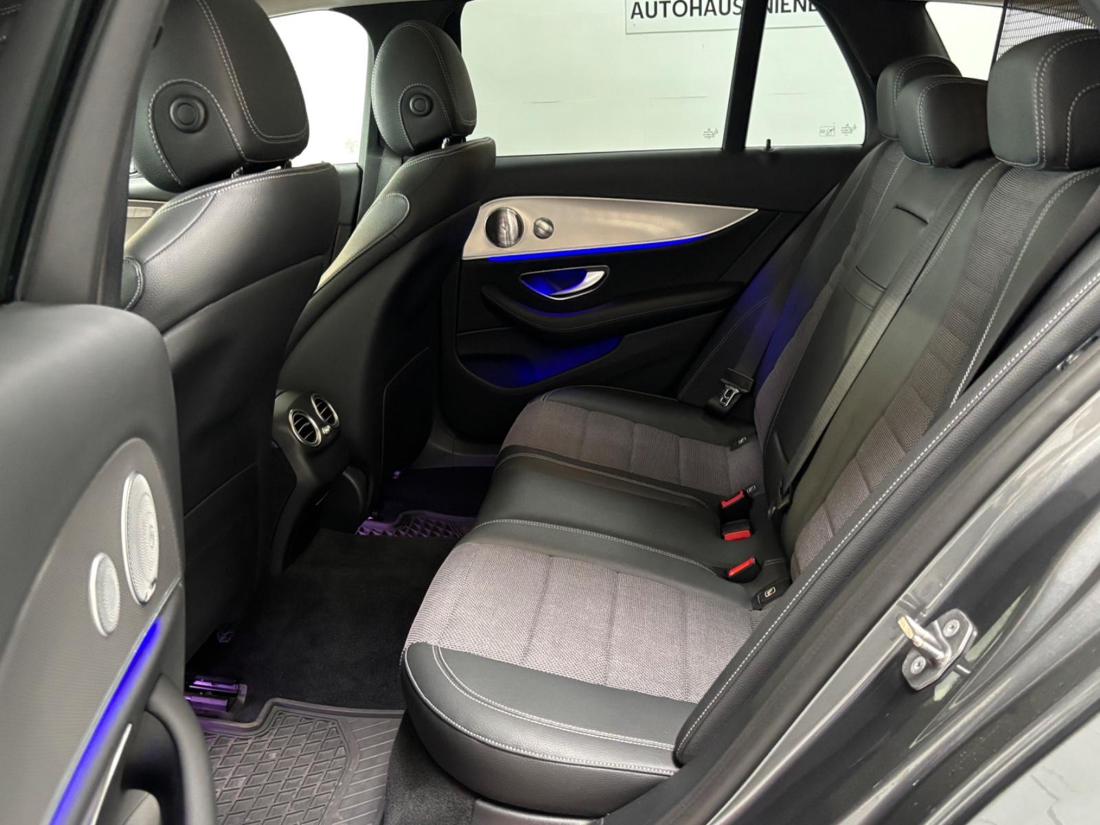 Mercedes-Benz E 220d Automatik,Scheckheft,Burmester,AHK,Navi