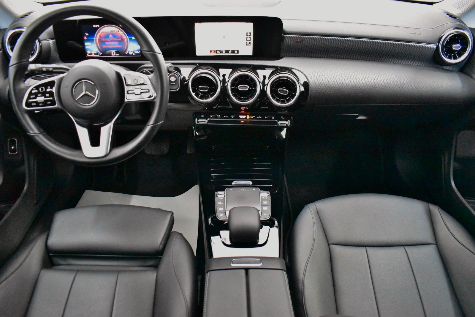 Fahrzeugabbildung Mercedes-Benz CLA 250e SB,Progressive Leder,LED,Navi,ParkPaket