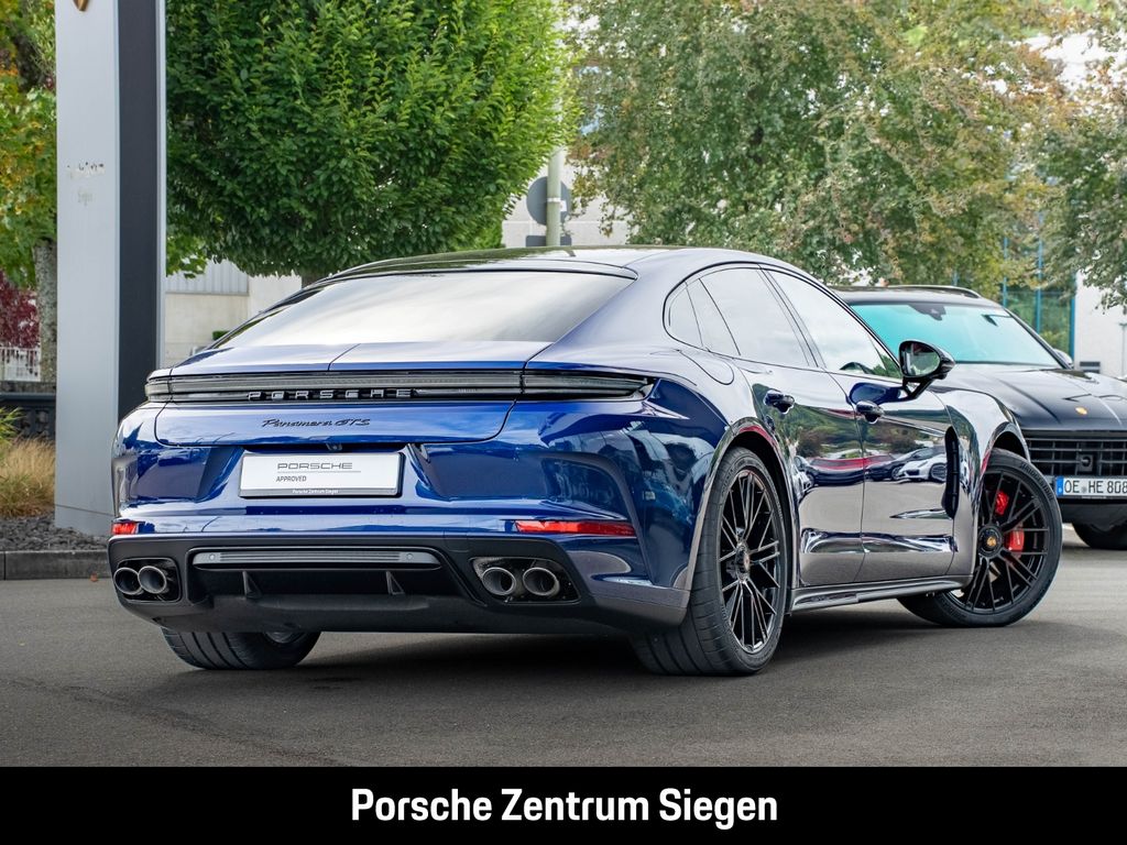 Porsche Panamera GTS