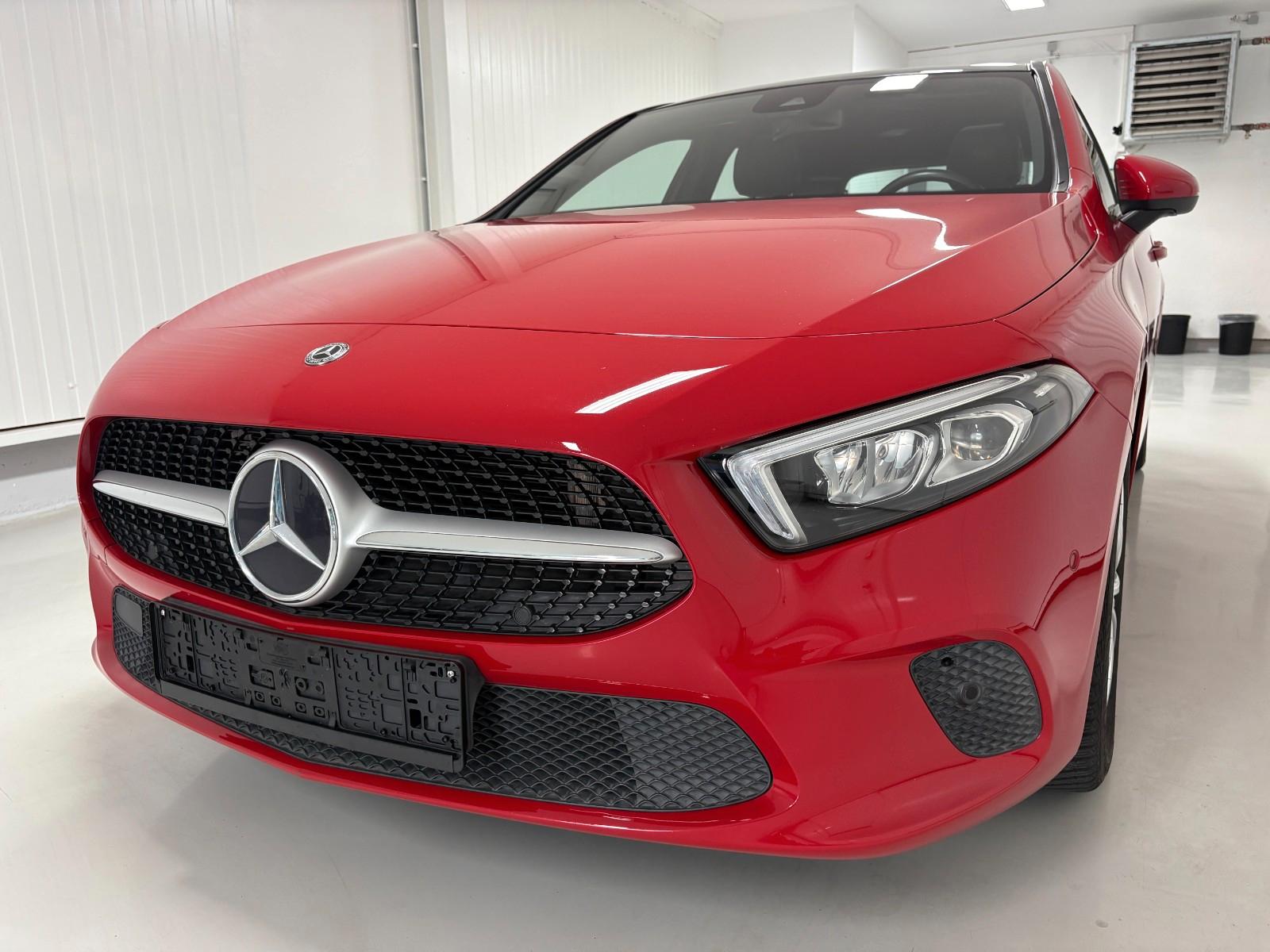 Mercedes-Benz A 200 Progressive /LED/Leder/Navi/Pano