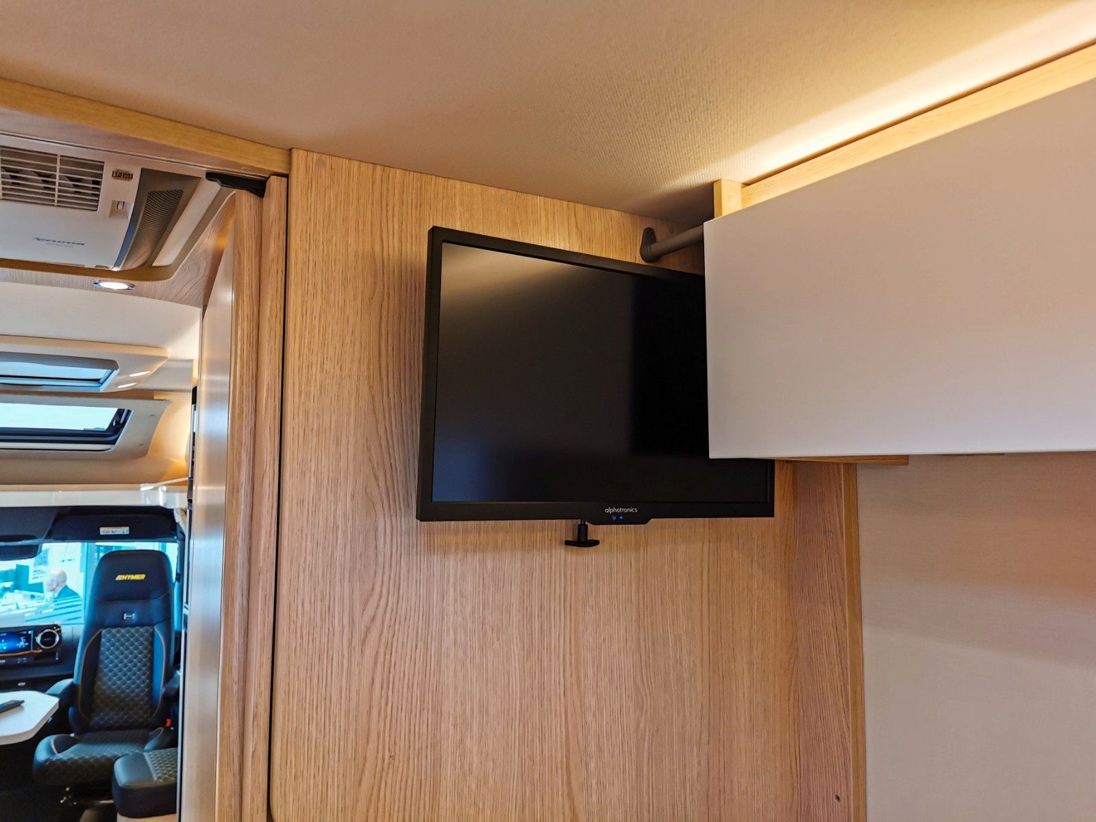 Fahrzeugabbildung HYMER / ERIBA / HYMERCAR BML - T 780 X EXCLUSIVE - JAHRESWAGEN