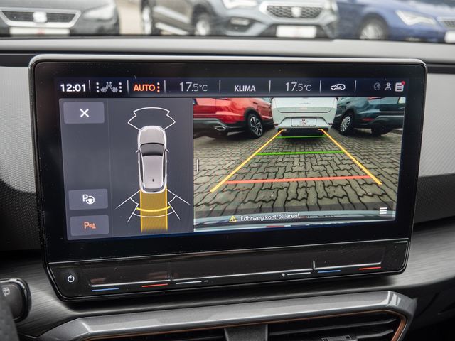 Leon 1.5 eTSI DSG PDC SHZ KAMERA NAVI ACC LED