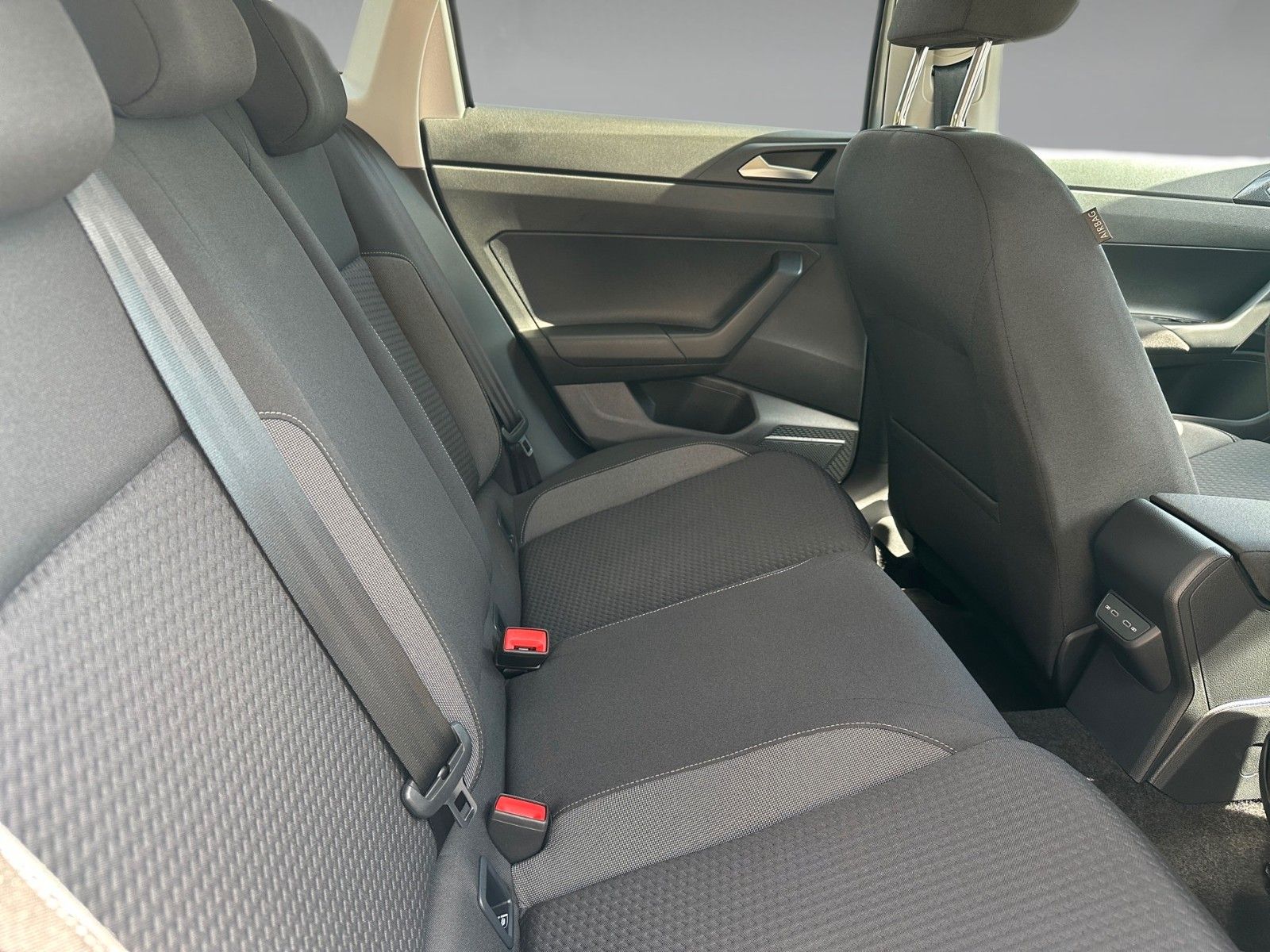 Volkswagen Polo VI Life – Bild 15