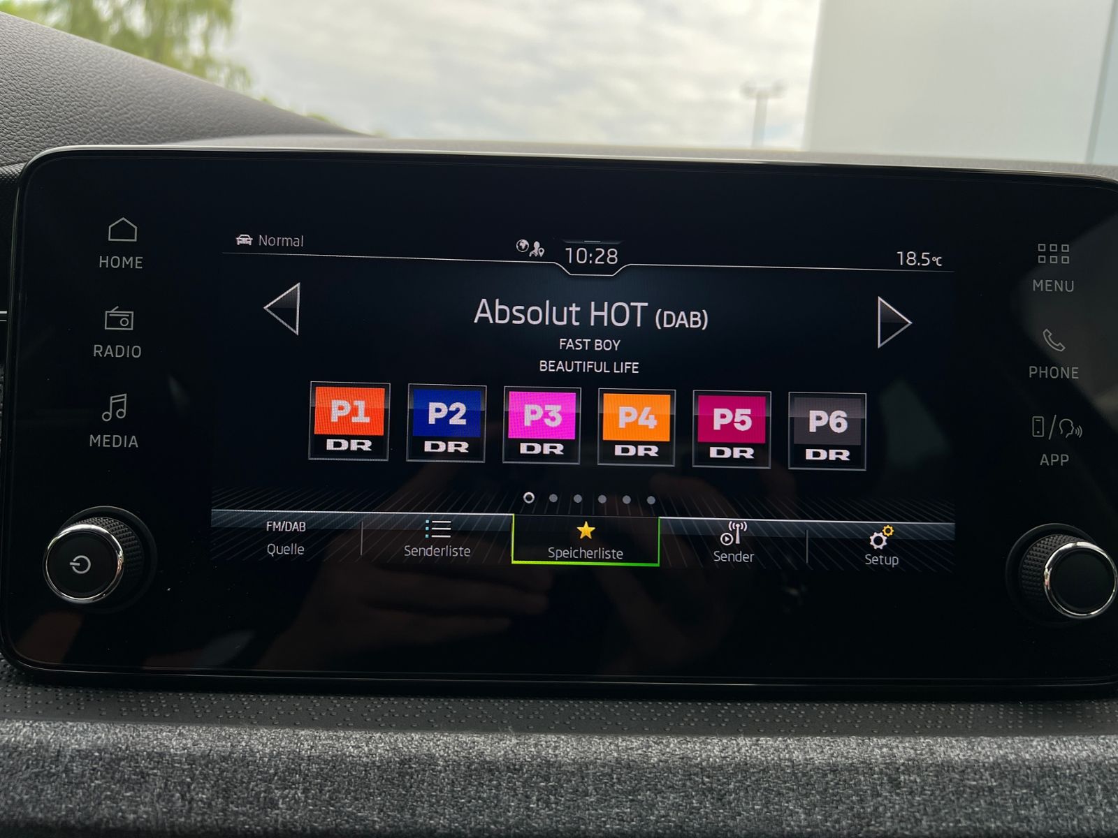 Fahrzeugabbildung SKODA Scala Selection 1.0 TSI DSG *LED, SmartLInk, Kam