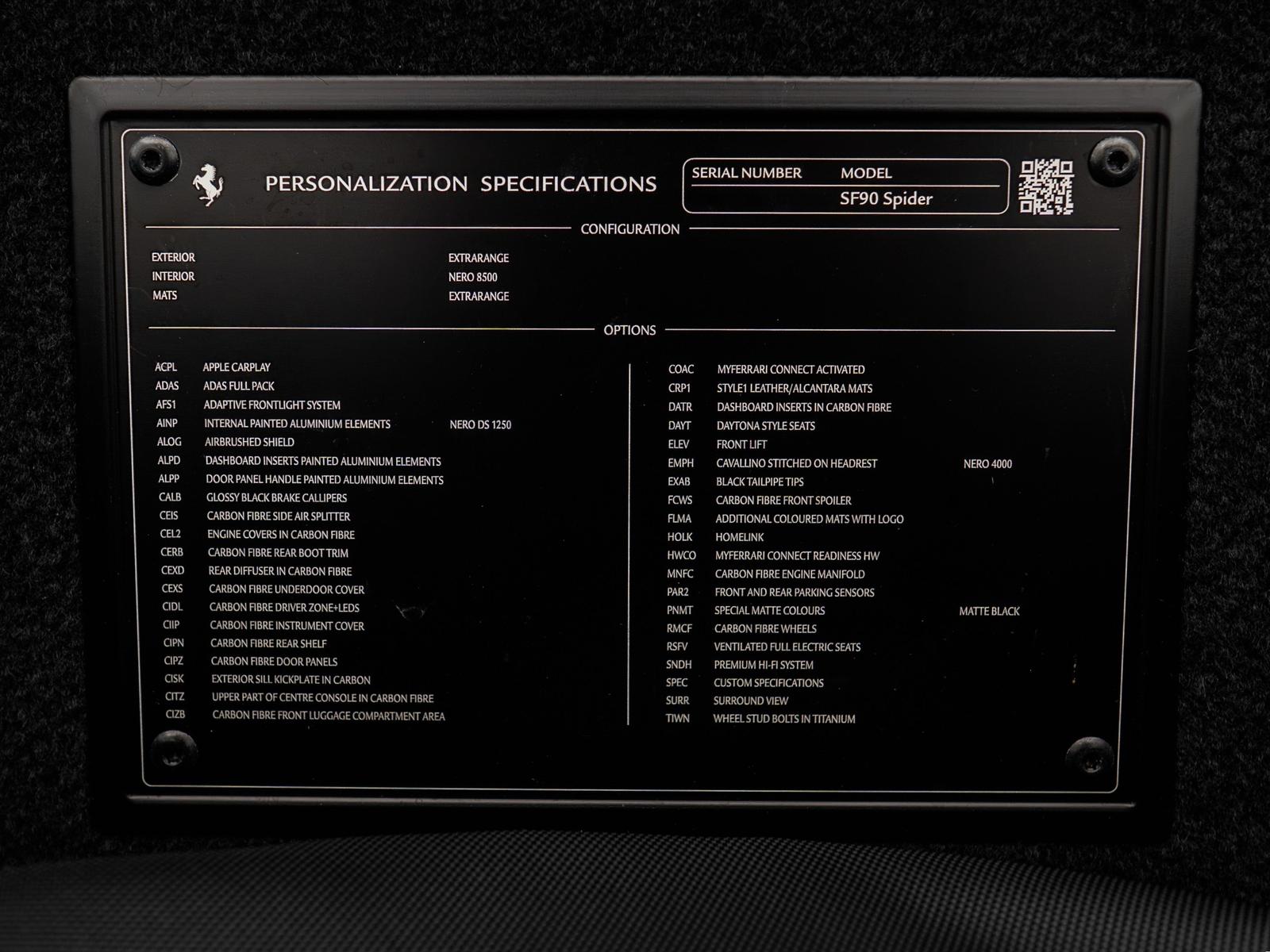 Ferrari SF90 Spider NERO OPACO - FERRARI HAMBURG