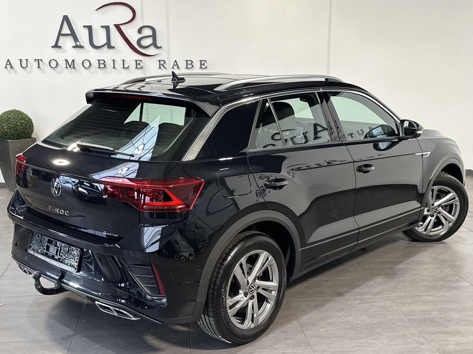 Fahrzeugabbildung Volkswagen T-Roc R-Line 4Motion NAV+IQ-LIGHT+AHK+PANO+KAM