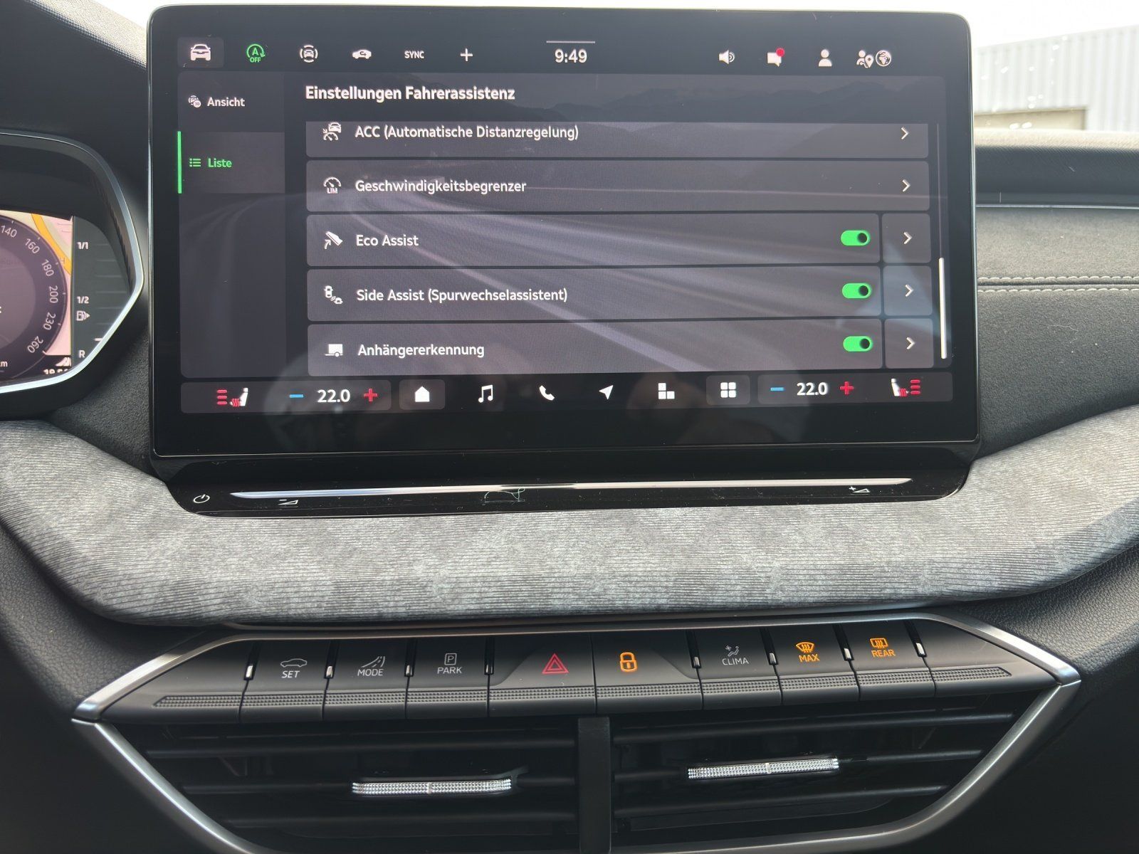 Fahrzeugabbildung SKODA Octavia Combi Selection 1,5 TSI mHEV 110 kW DSG