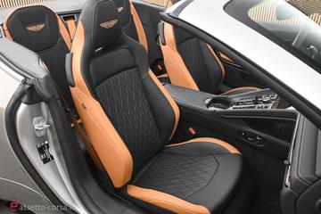2024 Aston Martin DB12 缩略图 35