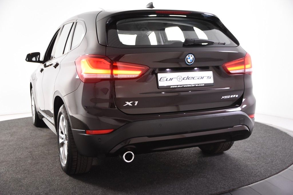 BMW X1 xDrive25e *1.Hand*Navi*Park ass.*Standheizung foto 30
