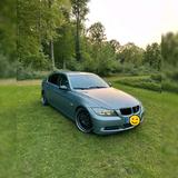 BMW e90 3er Limousine 3,0 Liter 330i Grau/... - BMW 330: Limousine, 3.0