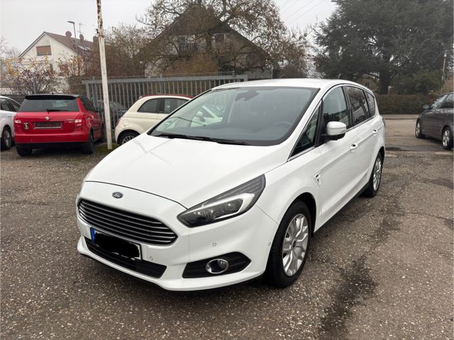 Ford S-Max  Titanium Automatik Top Zustand