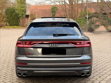 2020 AUDI SQ8 — фото 4