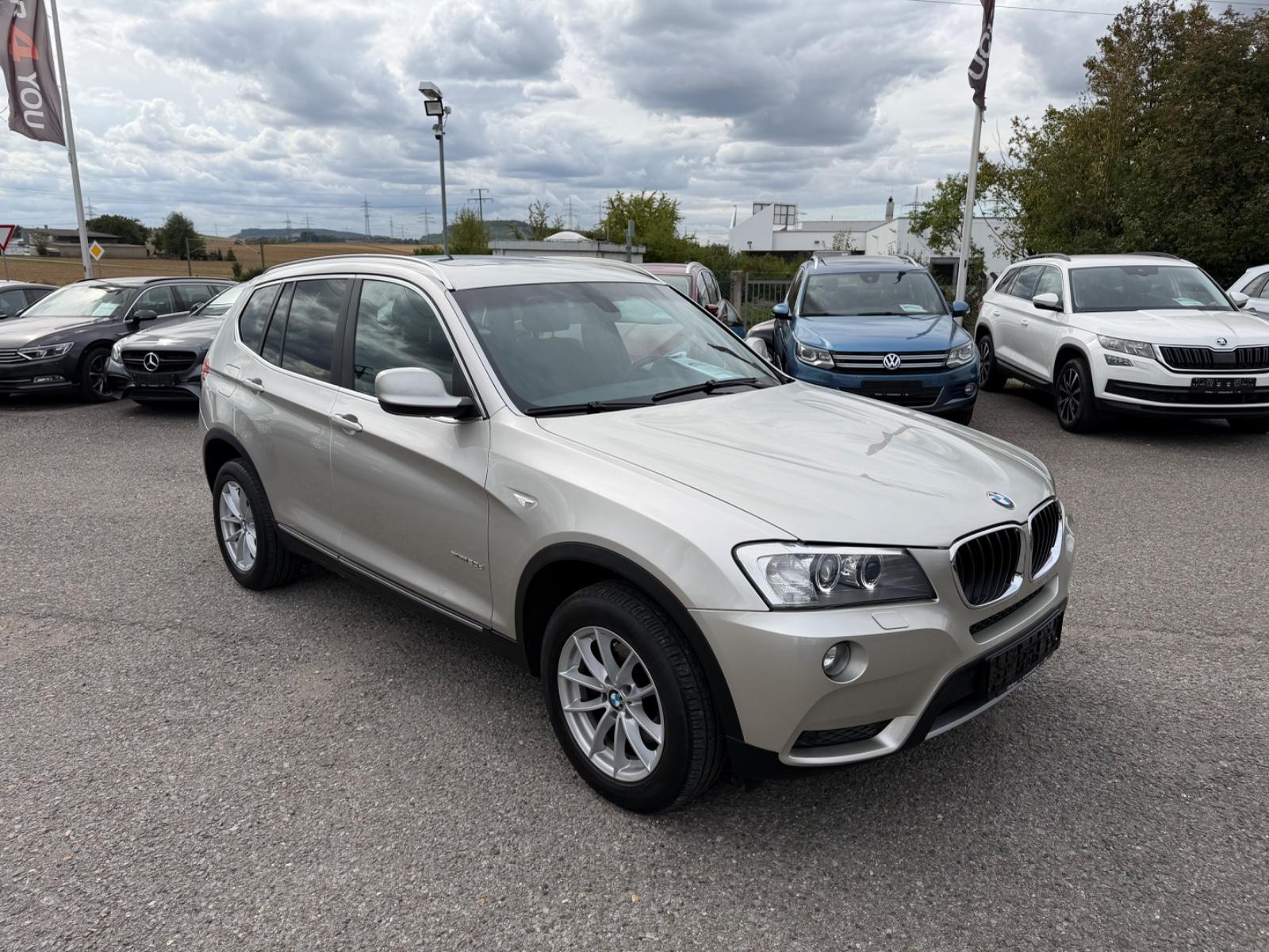 BMW X3 xDrive 20 d Auto.LED BI-Xenon Navi 1.Hand Pan