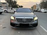 Mercedes-Benz S 63 AMG Mercedes-AMG S 63 4MATIC+ L Mercede... - graue Mercedes-Benz S 63 AMG