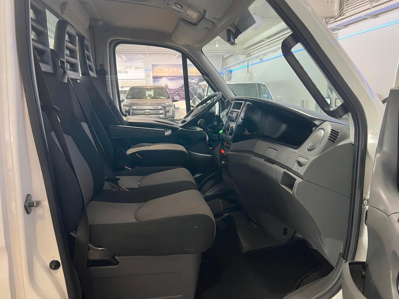 Iveco Daily 70c17 XXL Maxi Pritsche 5.200mm*Kran 1T*