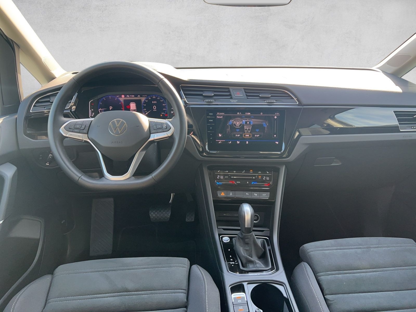 Touran Highline 1.5 TSI DSG AHK*Navi*ACC*Standhz