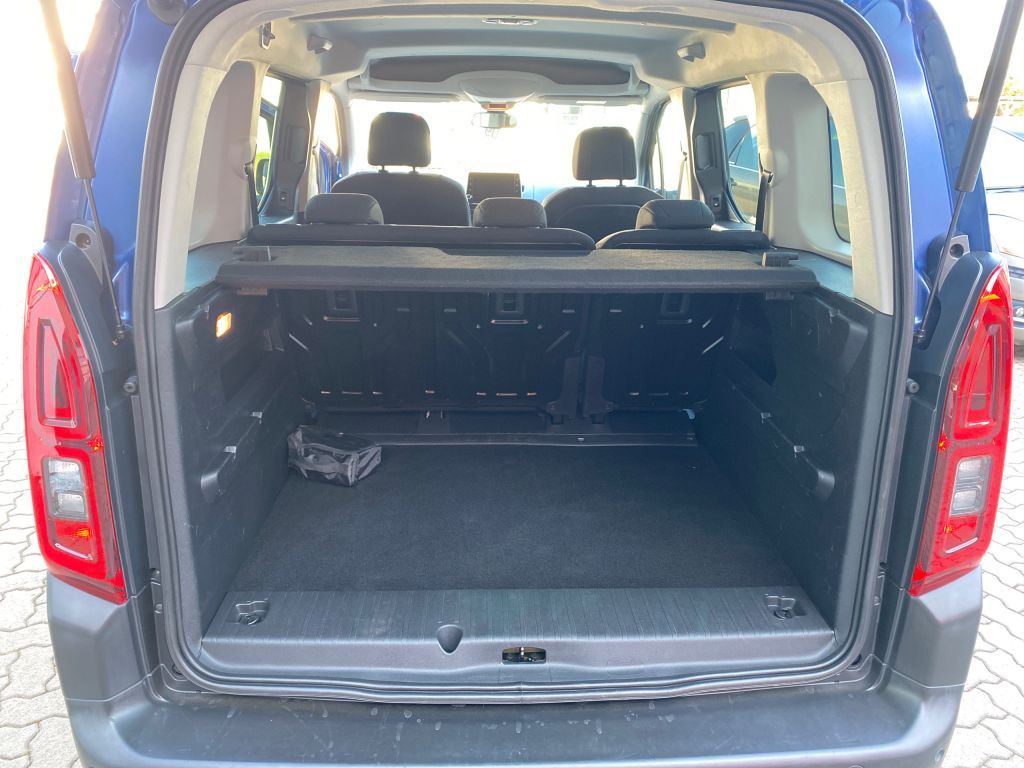 Fahrzeugabbildung Citroën Berlingo M PureTech 110 FEEL *PDC hinten*