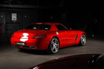 2010 Mercedes-BENZ SLS AMG — фото 6