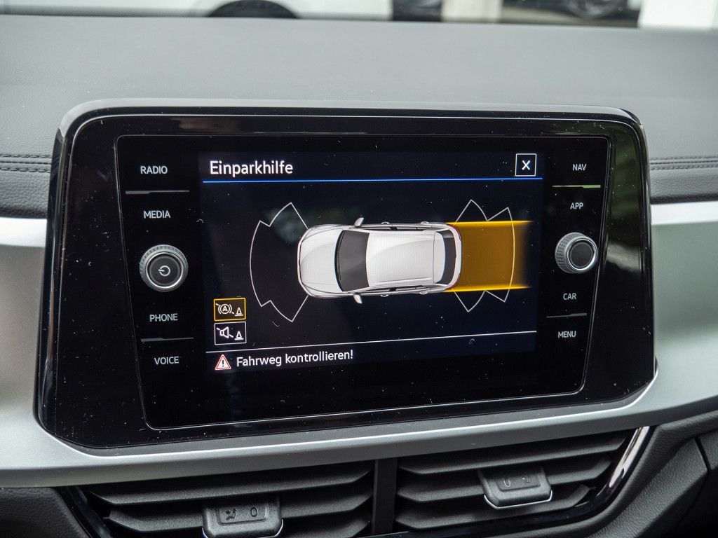 Volkswagen T-Roc - Bild 12