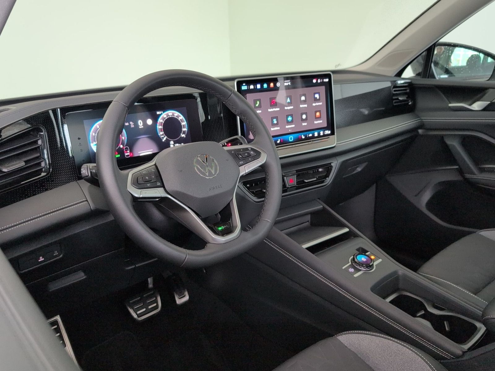 Volkswagen Tiguan Goal AHK StHzg. 360° 5 Ja. Garantie WSS-h foto 13