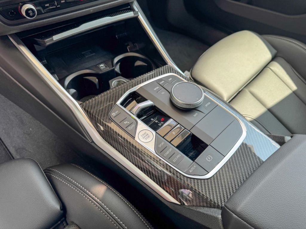 BMW 318 M Sport i Limousine M Sport Klima RFK PDCv h foto 4