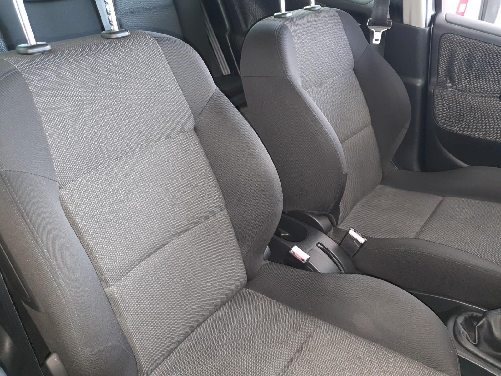 Peugeot 207 2009 — photo 12