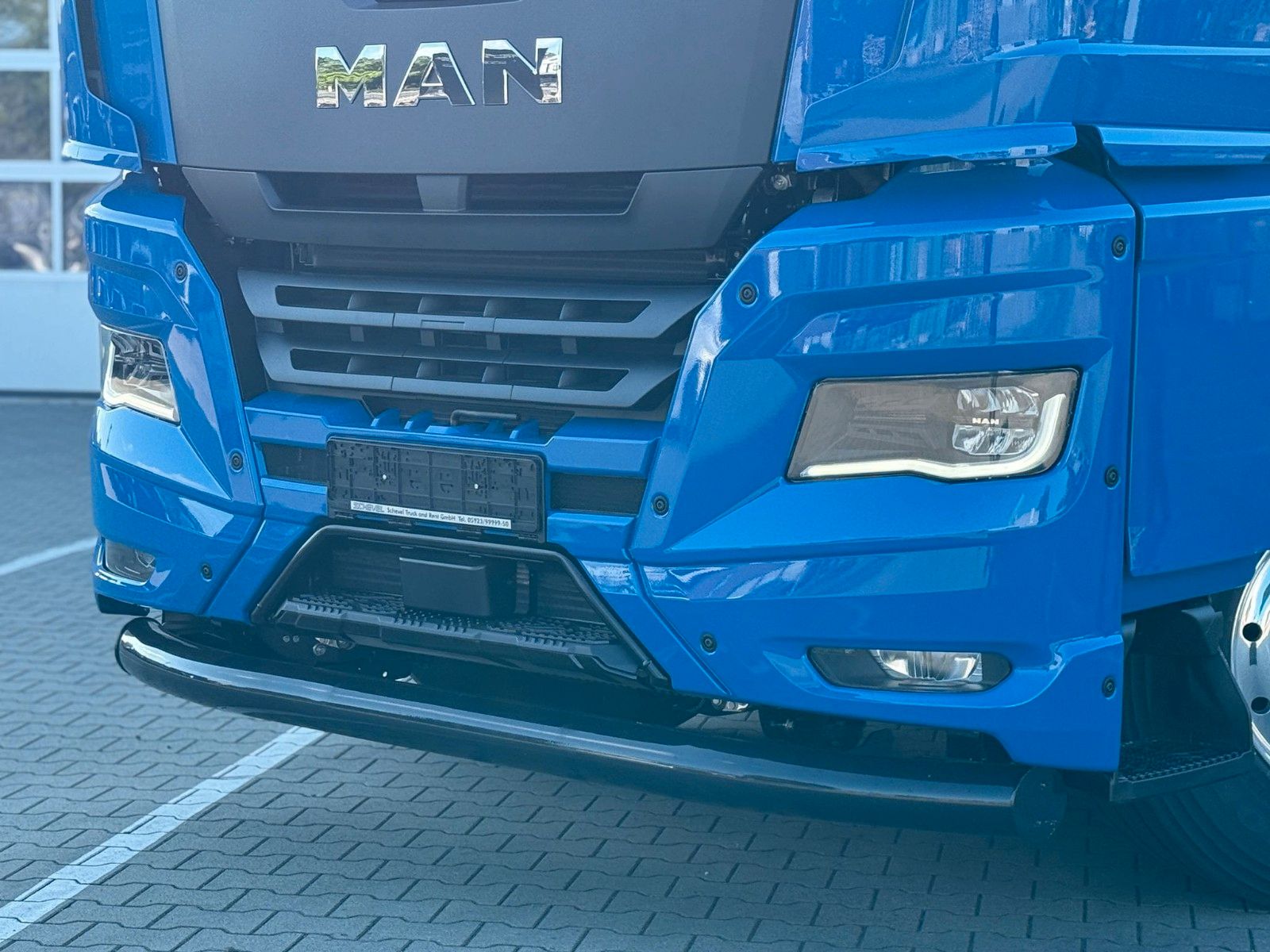 Fahrzeugabbildung MAN TGX 18.520 BL SA D30 Retarder Kipp-Hydr.