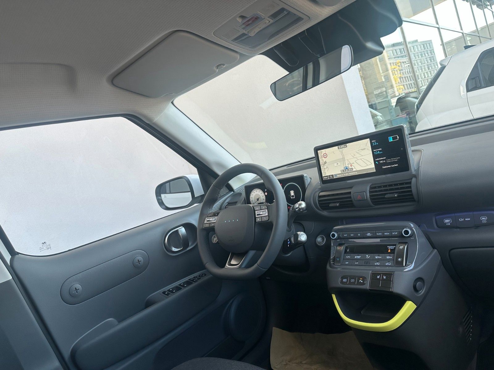 Fahrzeugabbildung Hyundai INSTER Cross 49kWh  Navi/SHZ/Effizienz-Paket!