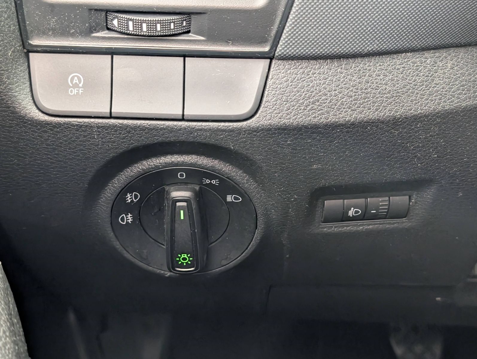 SKODA Fabia 1.0 Cool+ SHZ Bluetooth DAB – Bild 30