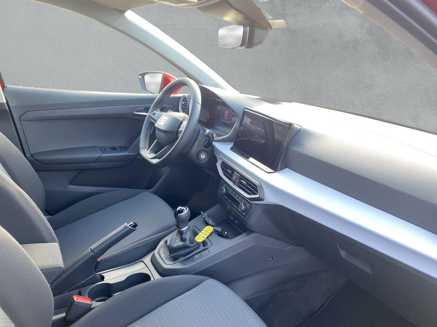 Fahrzeugabbildung SEAT Ibiza Style Road Ed. *SHZ*NAVI*PDC*CAM*Full-Link