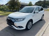 Mitsubishi Outlander PHEV Basis 4WD - Mitsubishi Outlander: Basis