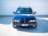 BMW 323 i Automatik e36 Touring Kombi - BMW 323: E36