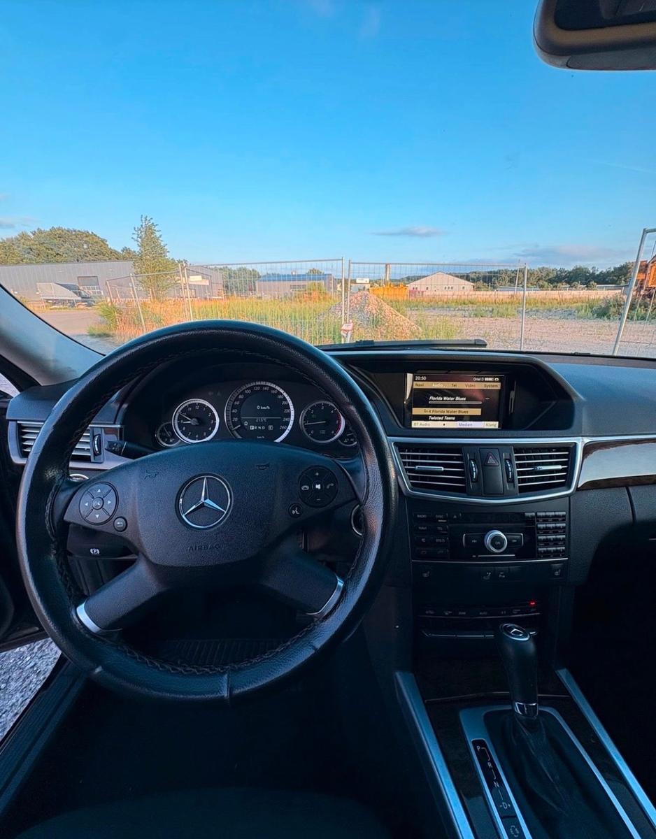 Mercedes-Benz 220 2010 — двигун 170 HP (125kW)