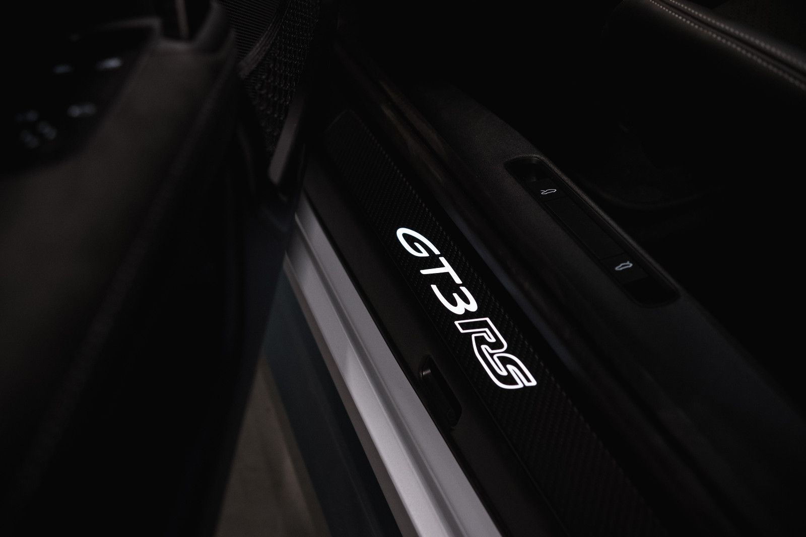 Fahrzeugabbildung Porsche 992/911 GT3 RS-Weissach-Lift-LDE-Kam.-90L-Clubsp