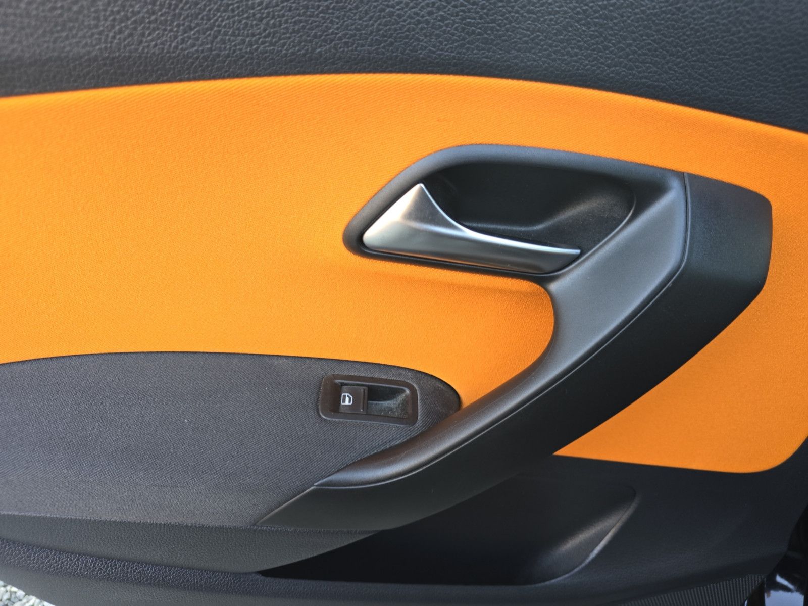 Fahrzeugabbildung Volkswagen Polo V CrossPolo