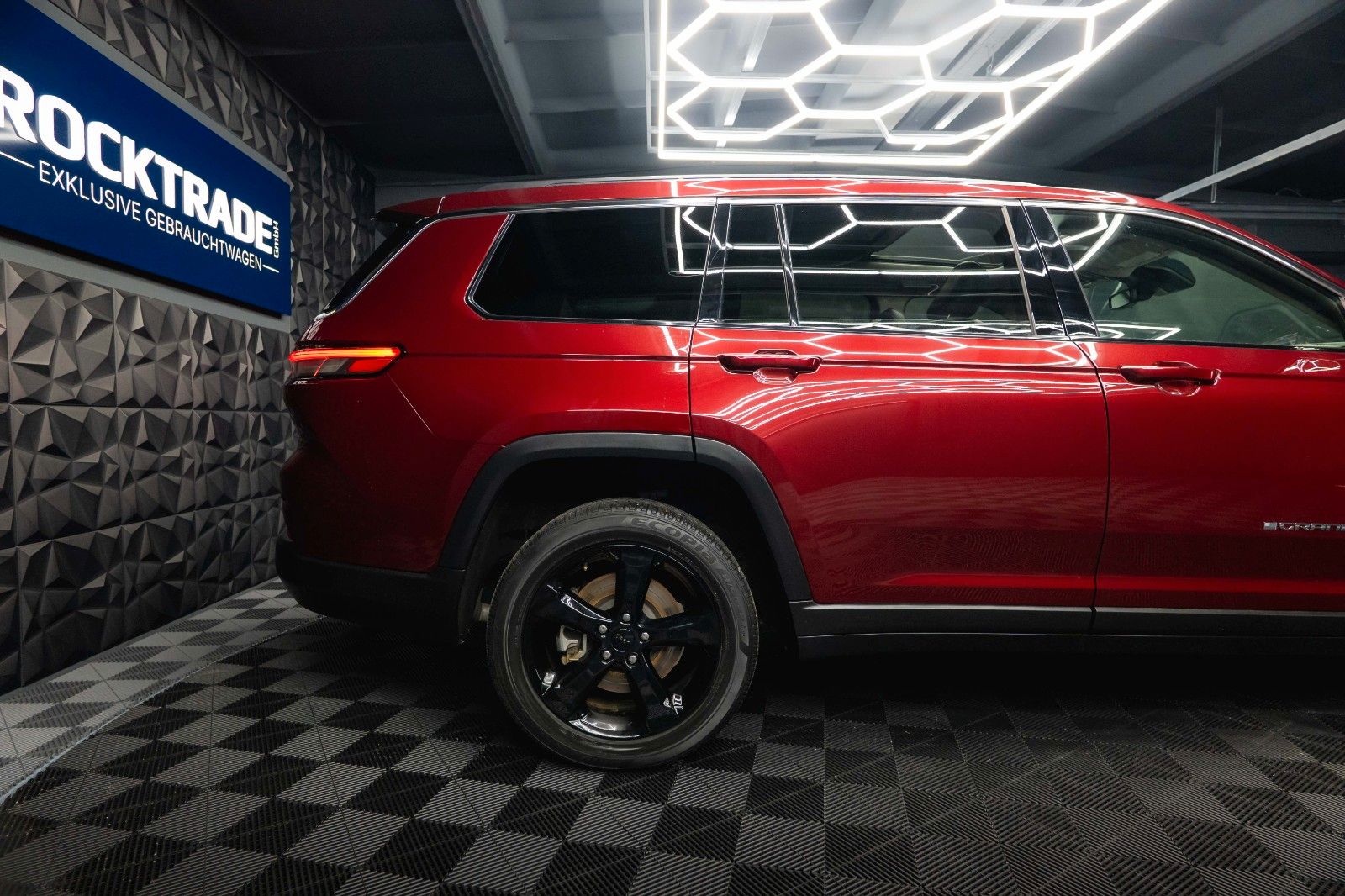 Fahrzeugabbildung Jeep Grand Cherokee 3.6 4x4 LIMITED L Modell 2022 19%